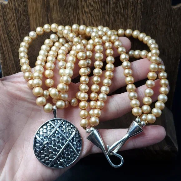 20 Inch Sterling Silver Triple Strings Of Pearls And Woven Pendant Necklace - Picture 2 of 7